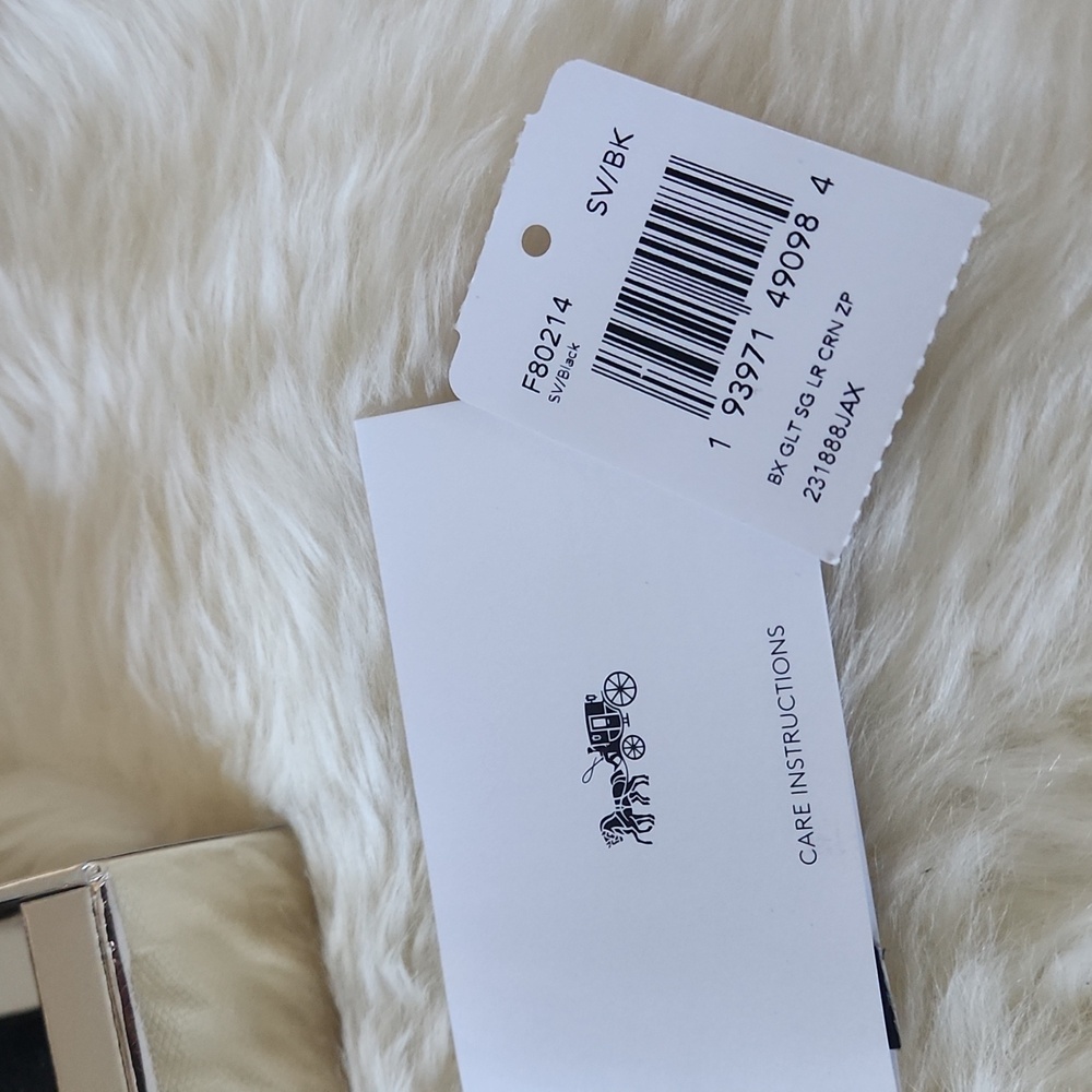 NWT IOB Coach Boxed Glitter Leather Signature Corner Zip Wristlet Wallet 🖤🎁🩶 - Picture 12 of 16